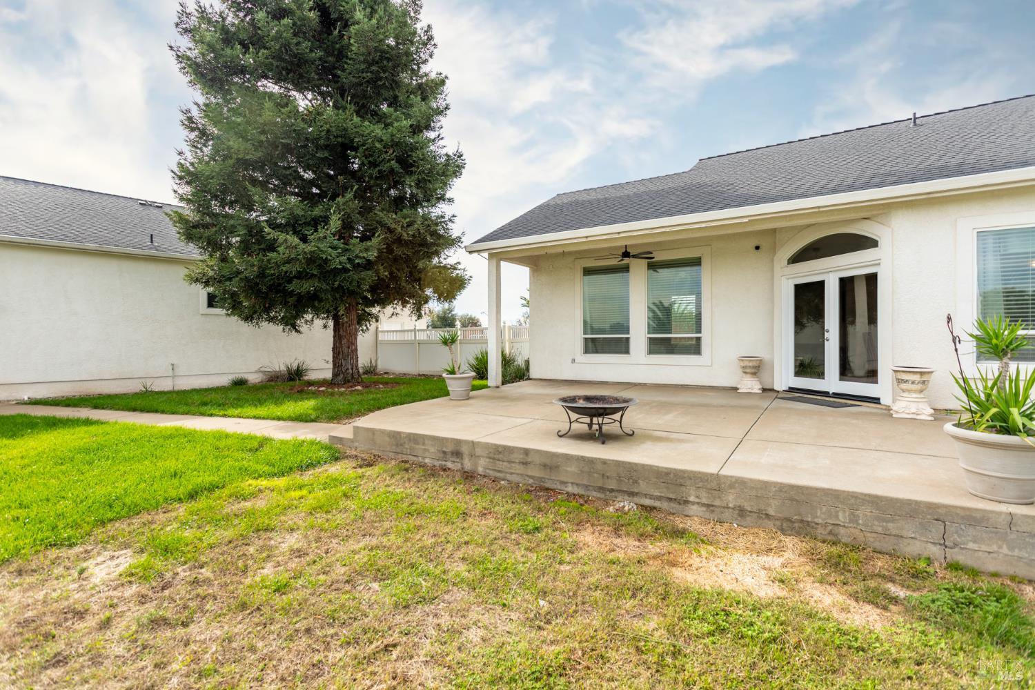 Detail Gallery Image 38 of 58 For 7605 Churn Creek Rd, Redding,  CA 96002 - 5 Beds | 2/1 Baths