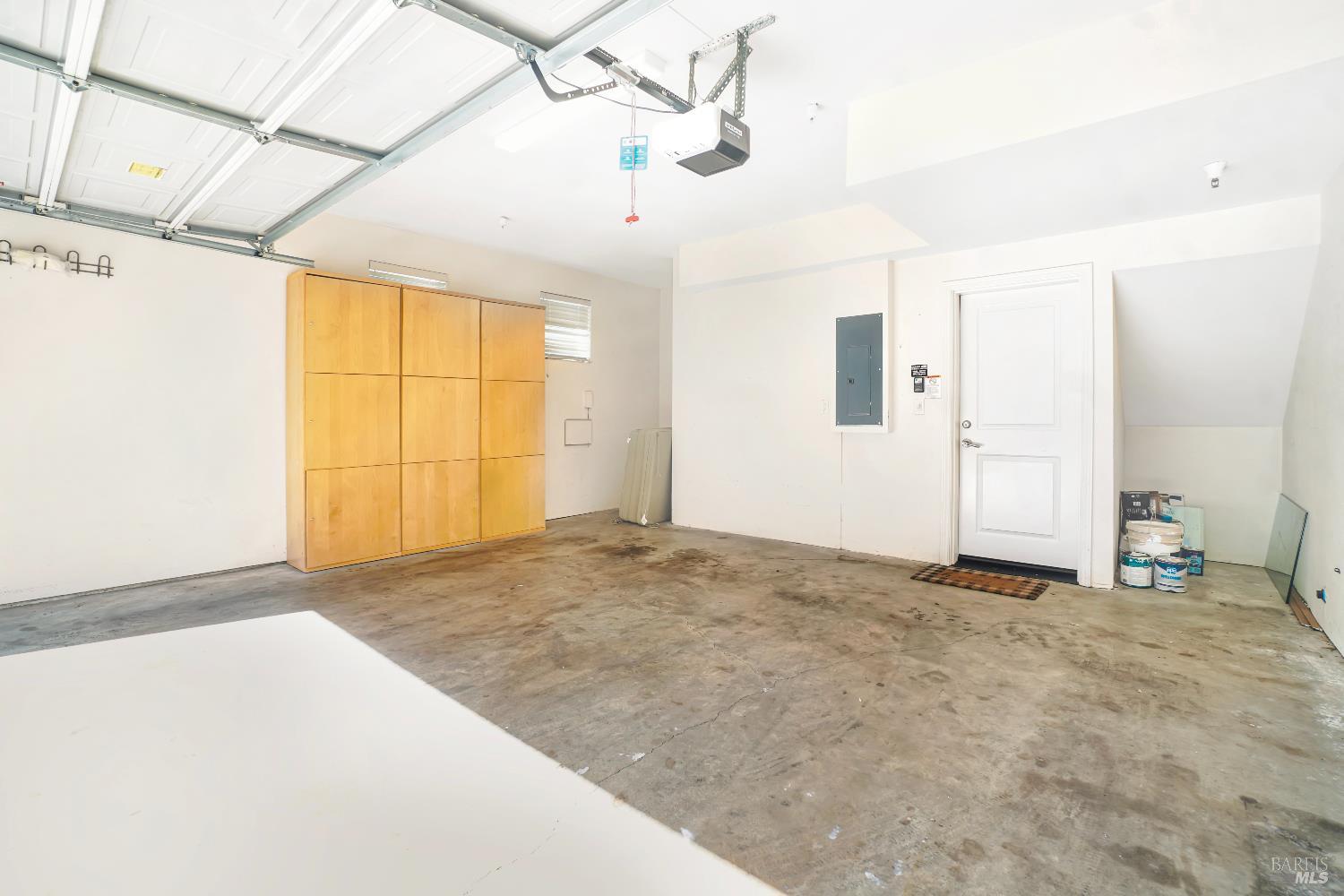 Detail Gallery Image 25 of 30 For 113 Firefly Ln, Napa,  CA 94558 - 3 Beds | 3/1 Baths