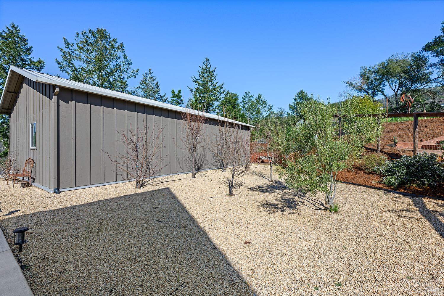 Detail Gallery Image 38 of 54 For 1750 Crystal Springs Ct, Santa Rosa,  CA 95404 - 3 Beds | 2 Baths