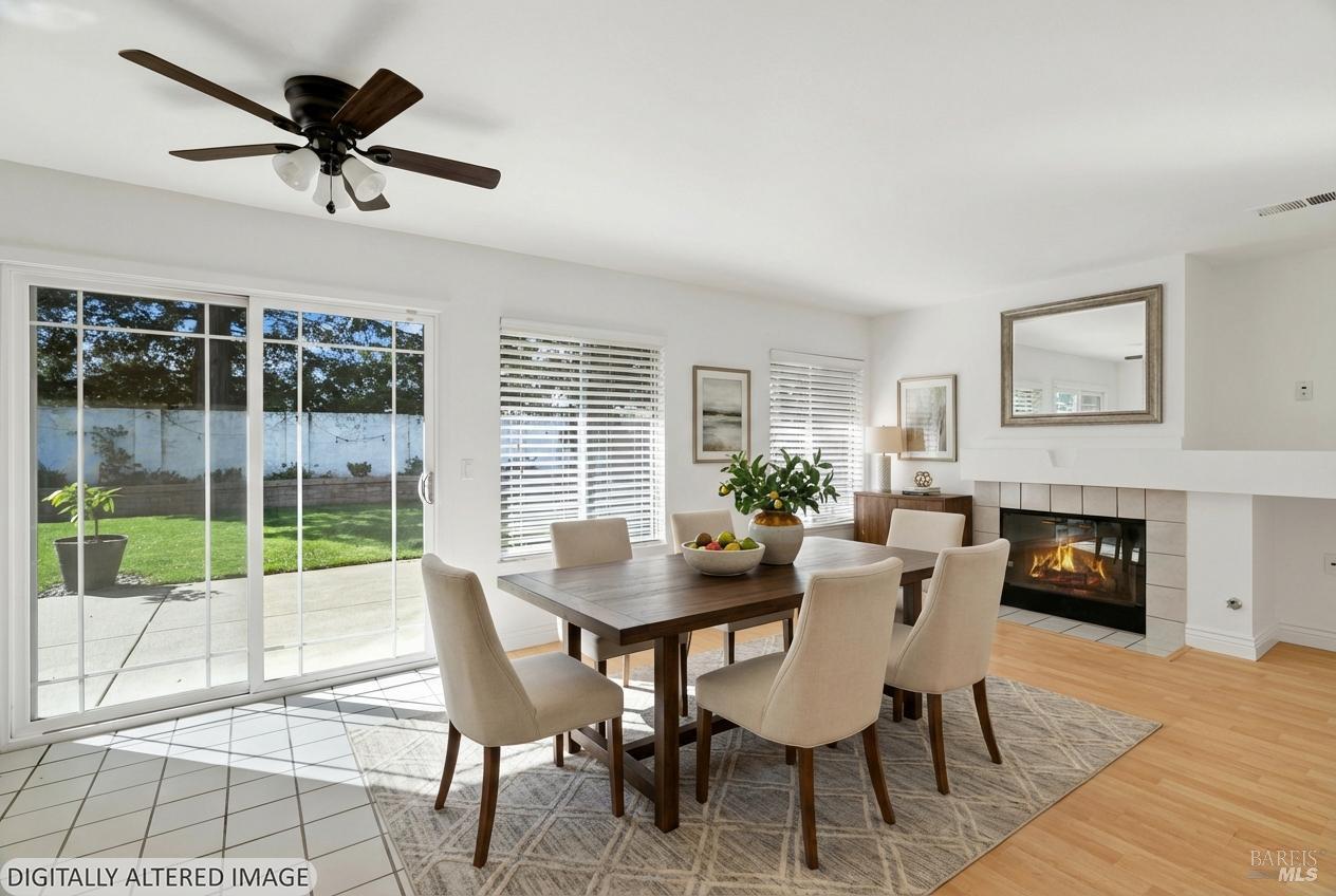 Detail Gallery Image 7 of 24 For 100 Wooded Glen Ct, Windsor,  CA 95492 - 4 Beds | 2/1 Baths