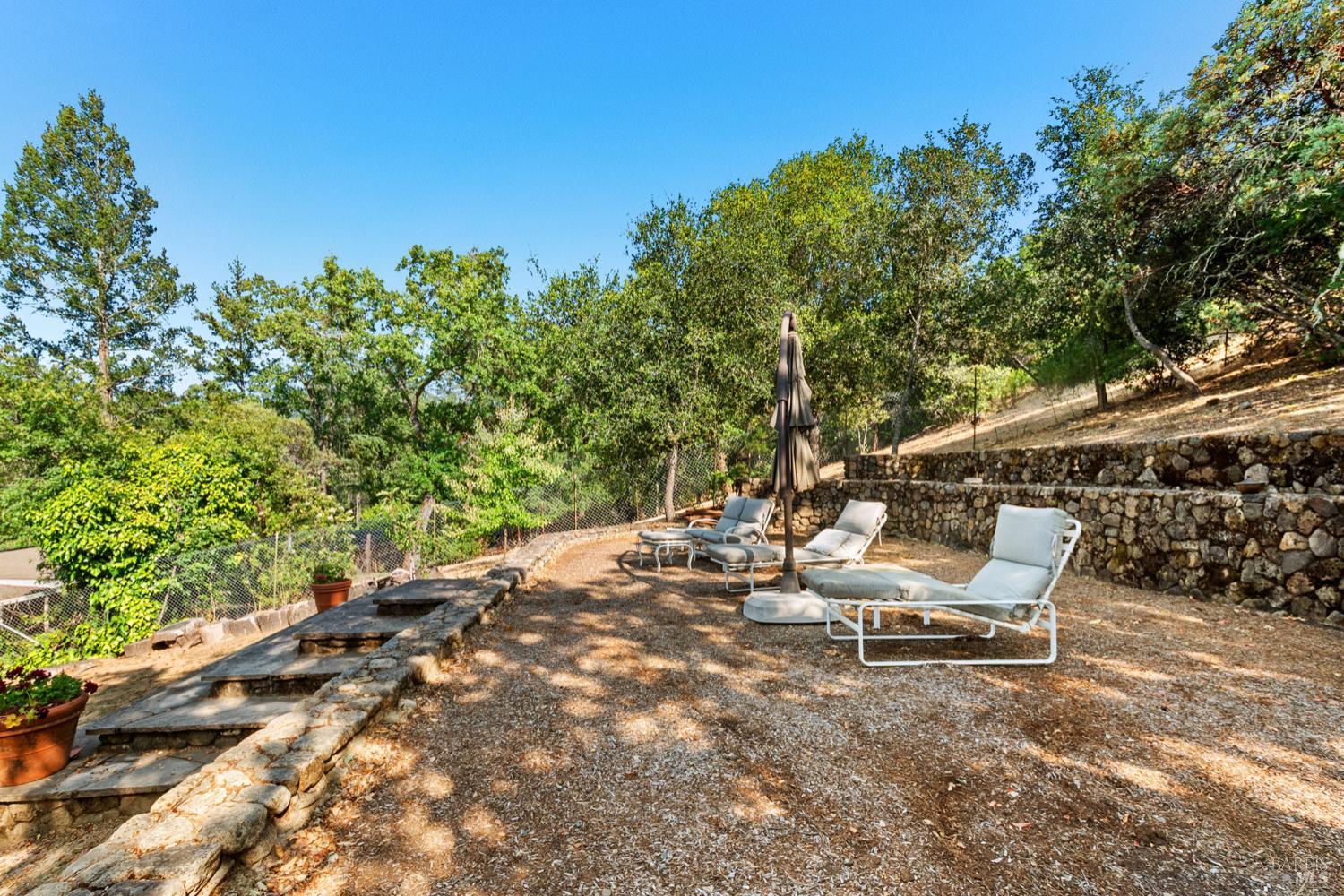 Detail Gallery Image 47 of 53 For 304 High St, Calistoga,  CA 94515 - 3 Beds | 2 Baths