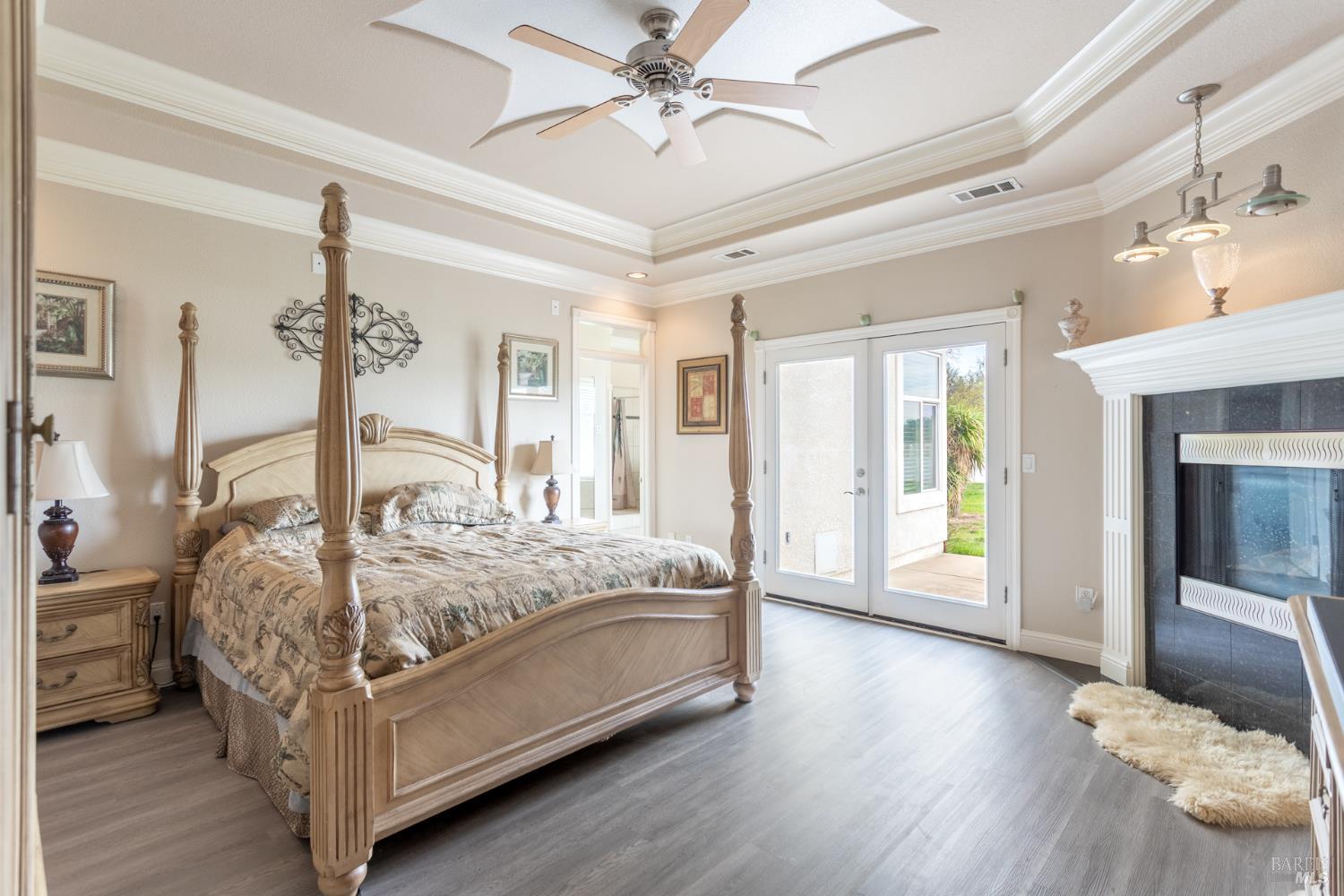 Detail Gallery Image 20 of 58 For 7605 Churn Creek Rd, Redding,  CA 96002 - 5 Beds | 2/1 Baths