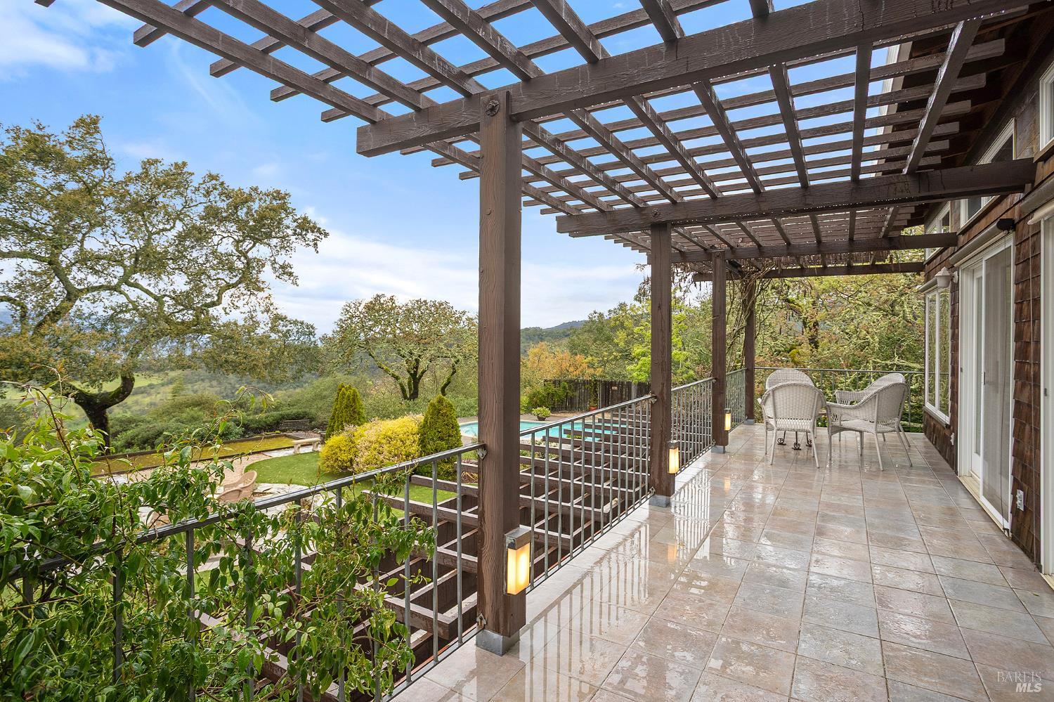 Detail Gallery Image 36 of 91 For 17650 High Rd, Sonoma,  CA 95476 - 3 Beds | 3/1 Baths