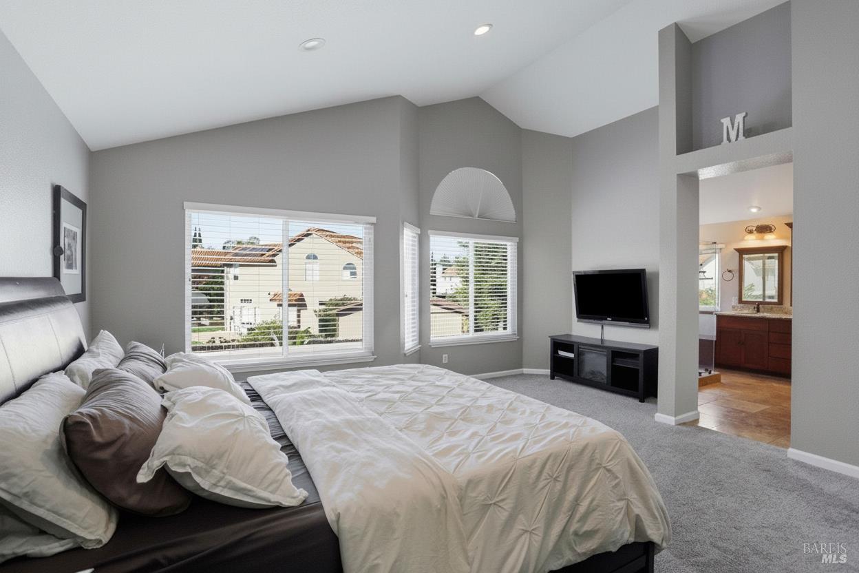 Detail Gallery Image 24 of 52 For 708 Owl Dr, Vacaville,  CA 95687 - 4 Beds | 3 Baths