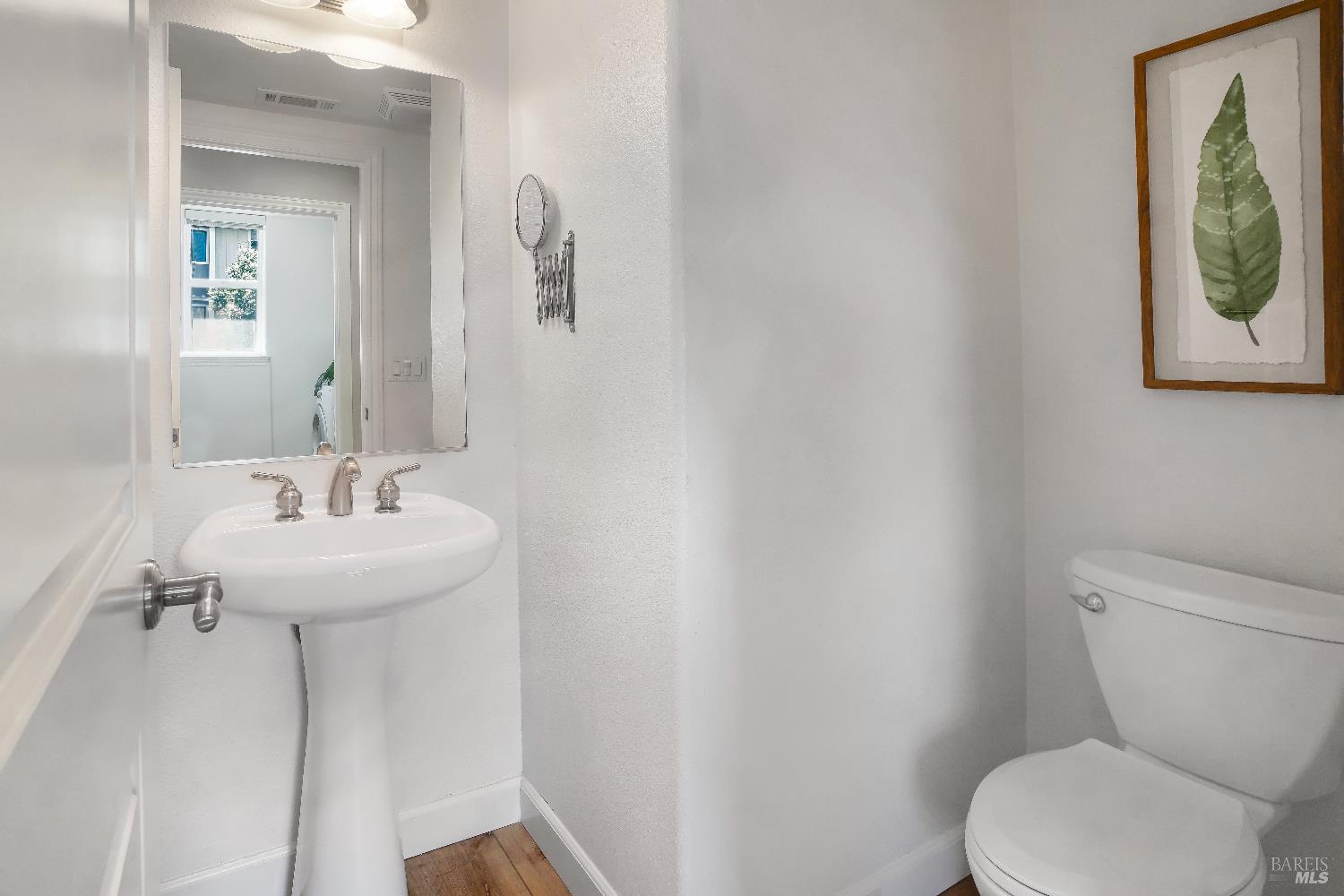 Detail Gallery Image 20 of 30 For 113 Firefly Ln, Napa,  CA 94558 - 3 Beds | 3/1 Baths