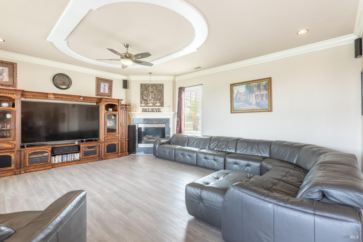 Detail Gallery Image 15 of 58 For 7605 Churn Creek Rd, Redding,  CA 96002 - 5 Beds | 2/1 Baths