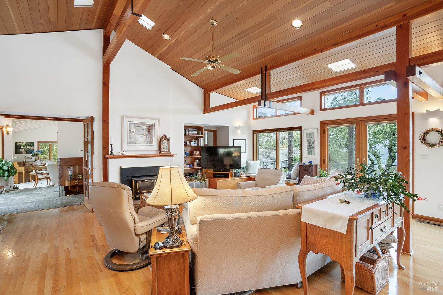 Detail Gallery Image 23 of 91 For 17650 High Rd, Sonoma,  CA 95476 - 3 Beds | 3/1 Baths