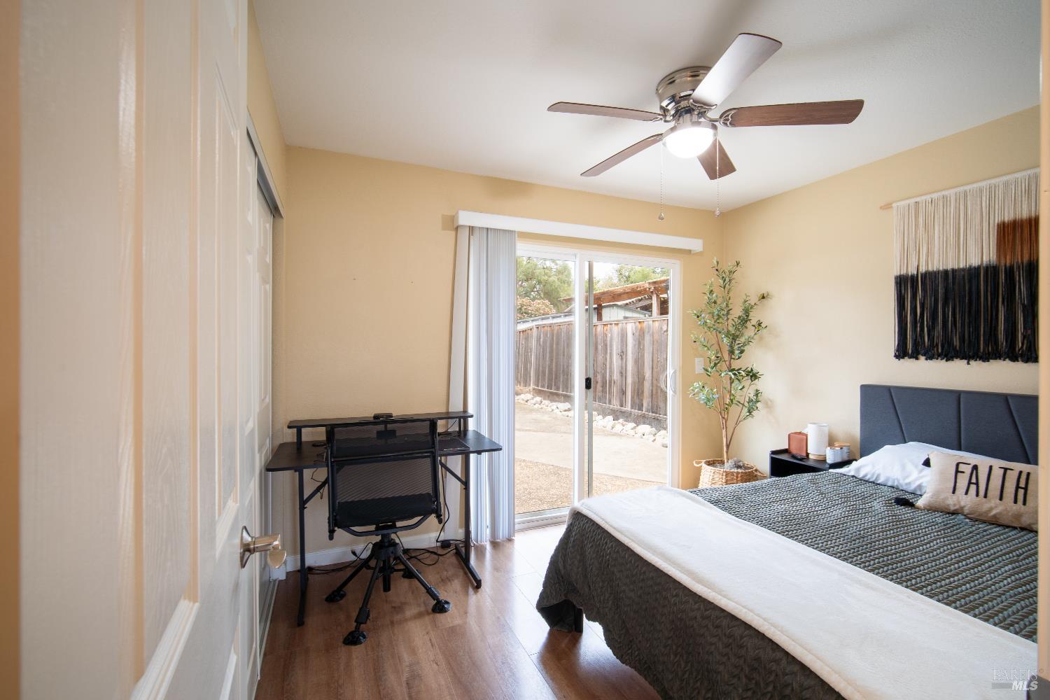 Detail Gallery Image 24 of 49 For 1243 Eleanor Ave, Rohnert Park,  CA 94928 - 3 Beds | 2 Baths