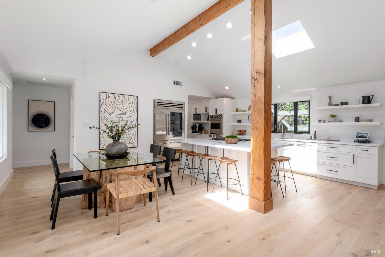 Detail Gallery Image 13 of 65 For 2501 Pinot Way, Saint Helena,  CA 94574 - 5 Beds | 3/1 Baths