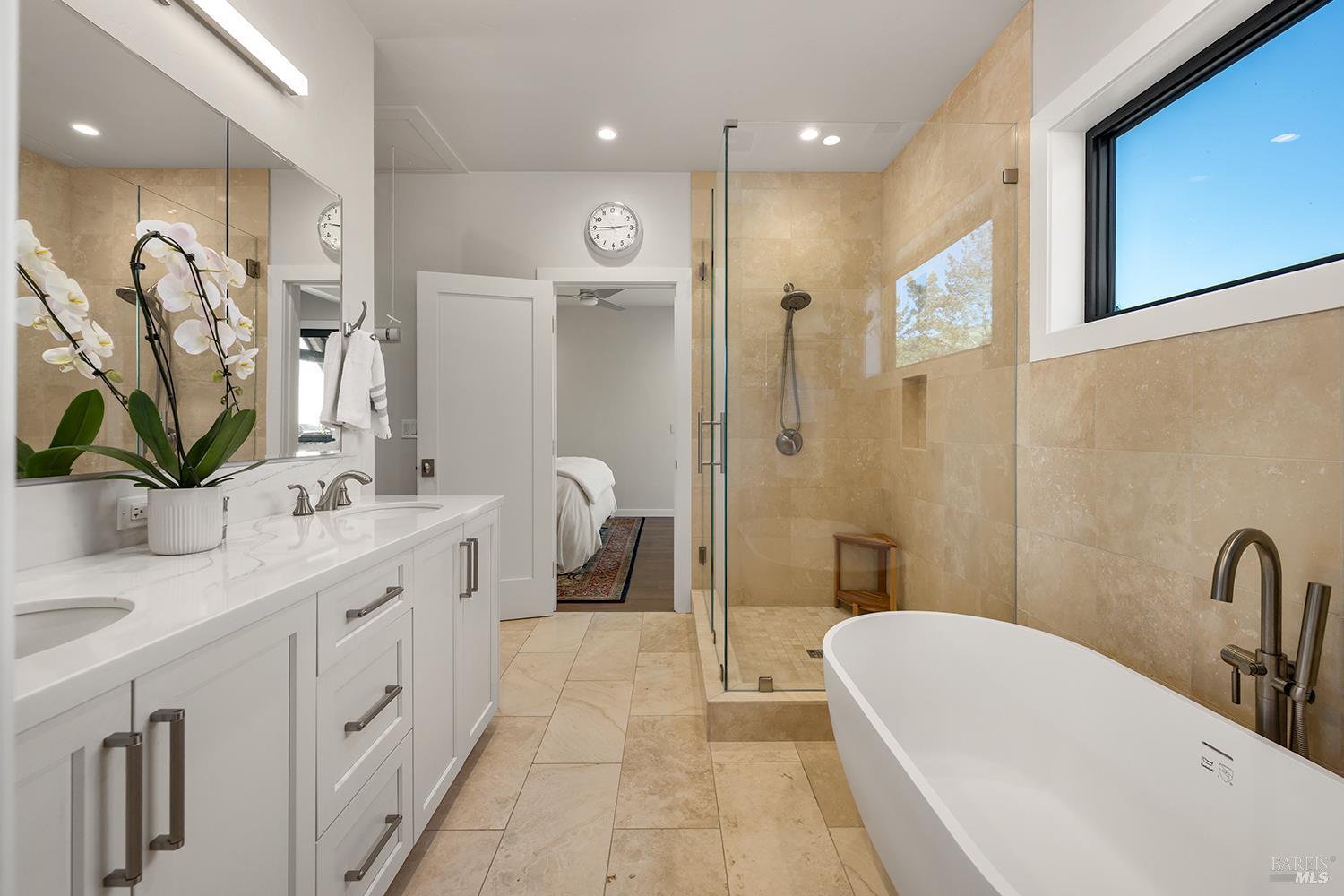 Detail Gallery Image 26 of 54 For 1750 Crystal Springs Ct, Santa Rosa,  CA 95404 - 3 Beds | 2 Baths