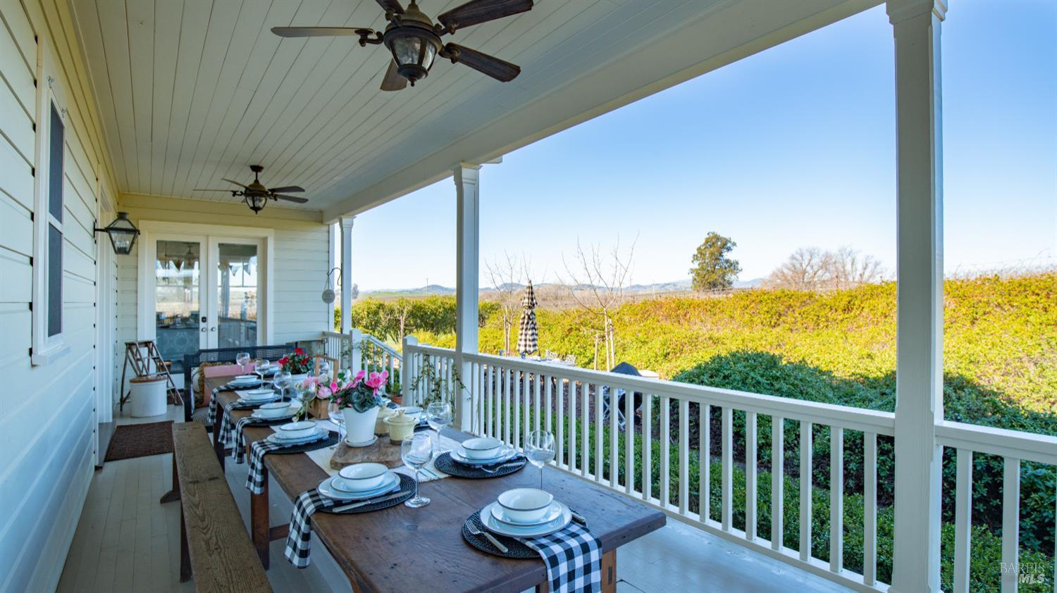 Detail Gallery Image 17 of 98 For 1170 Bayview Ave, Napa,  CA 94559 - 3 Beds | 2 Baths