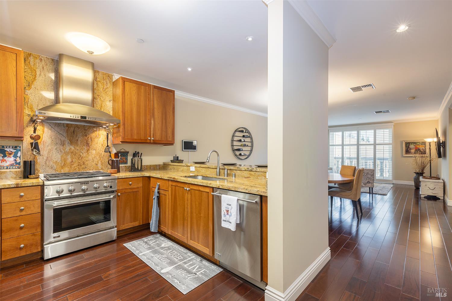 Detail Gallery Image 13 of 27 For 588 Main St #207,  Napa,  CA 94559 - 1 Beds | 1 Baths