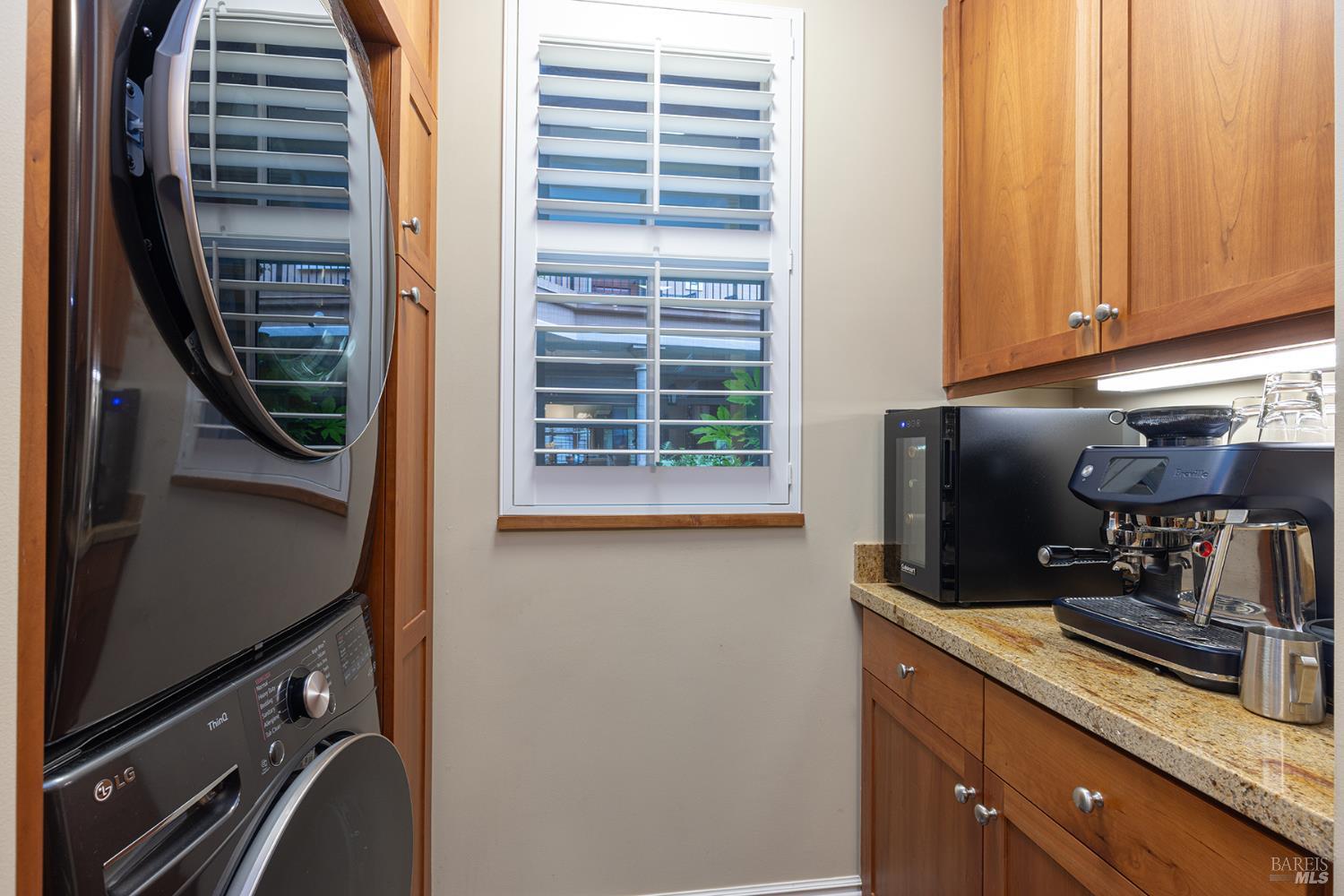 Detail Gallery Image 10 of 27 For 588 Main St #207,  Napa,  CA 94559 - 1 Beds | 1 Baths