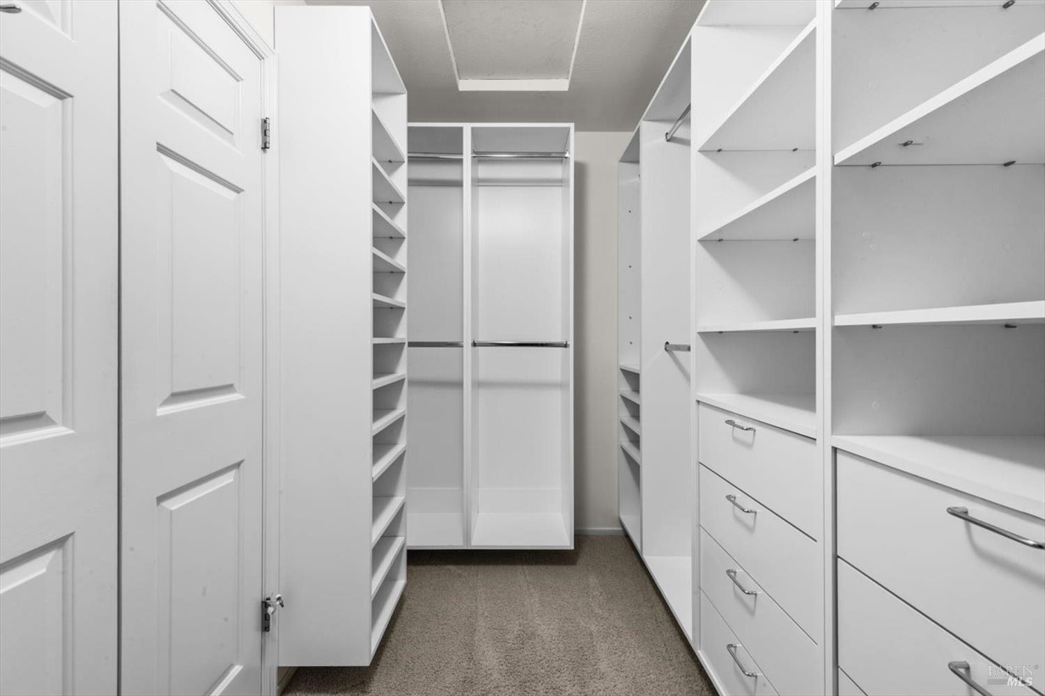 Detail Gallery Image 30 of 44 For 2004 Oak Cir, Yountville,  CA 94599 - 3 Beds | 2 Baths