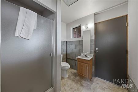 Detail Gallery Image 32 of 49 For 4045 Mesa Dr, Clearlake,  CA 95422 - 3 Beds | 1/1 Baths