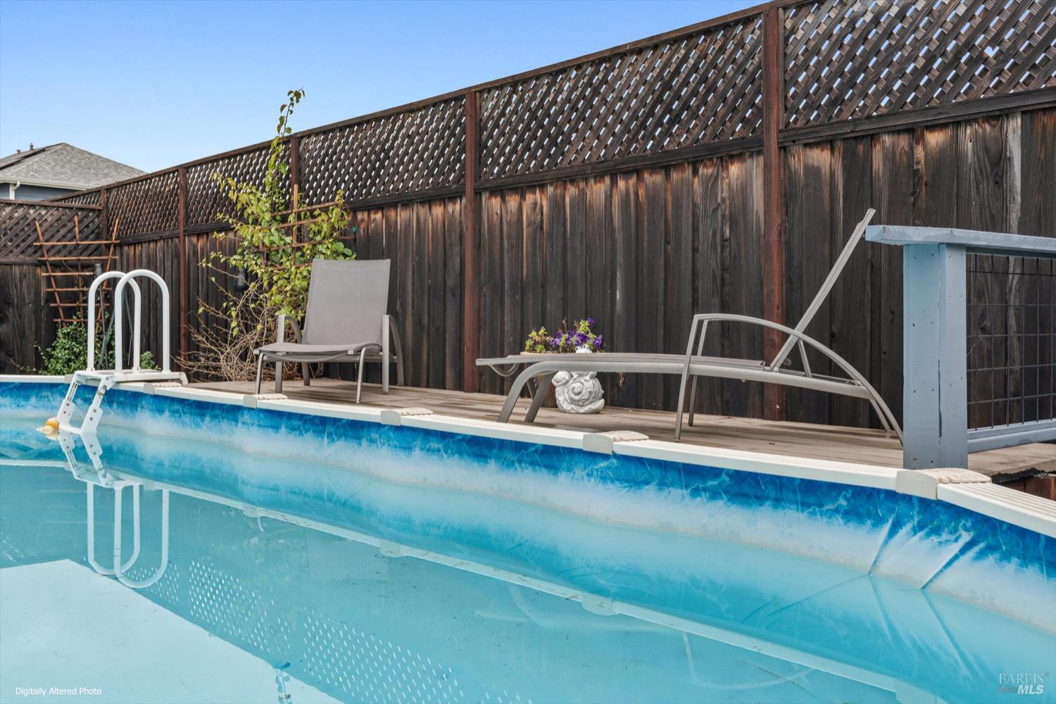 Detail Gallery Image 16 of 16 For 1647 Kerry Ln, Santa Rosa,  CA 95403 - 4 Beds | 2/1 Baths