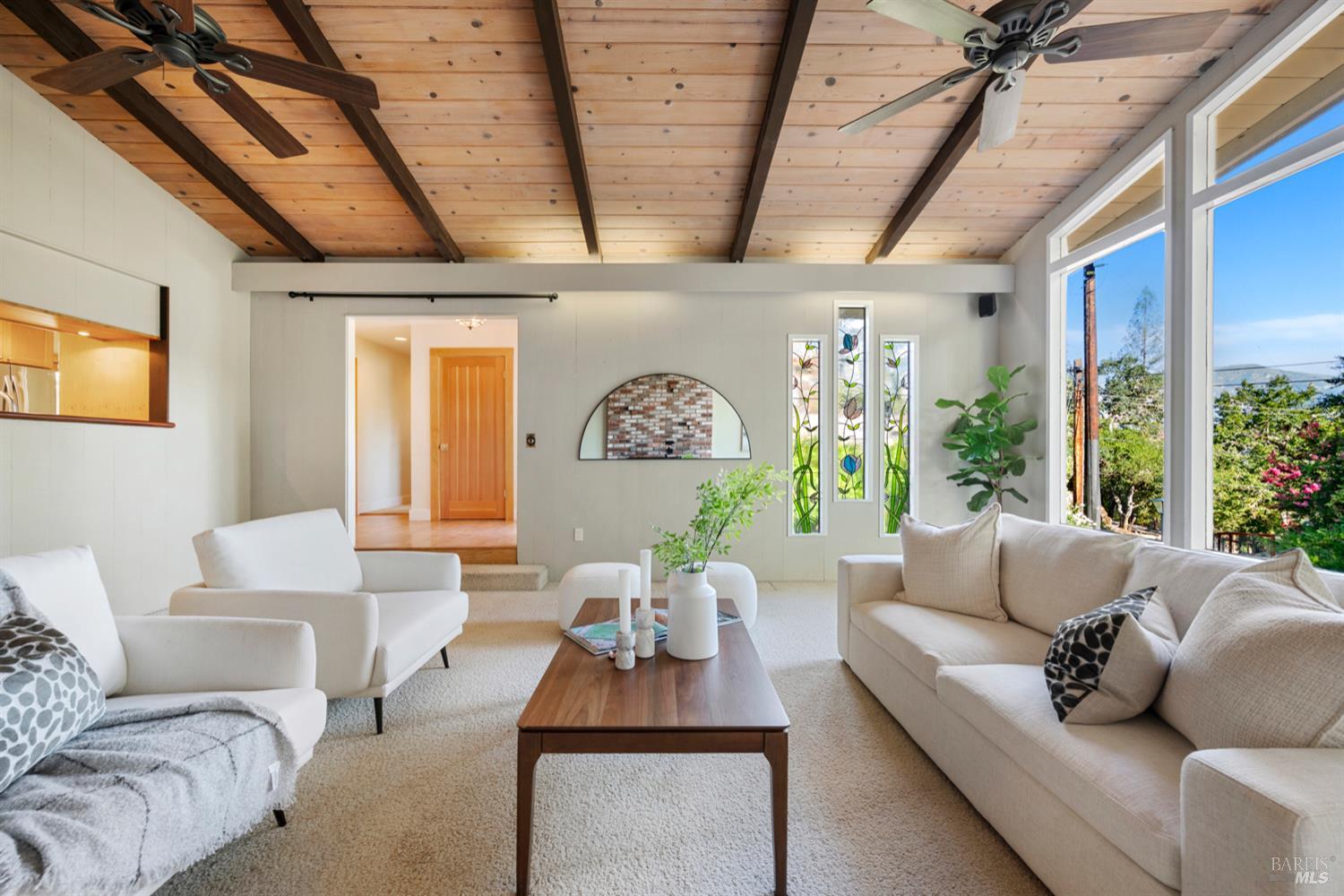 Detail Gallery Image 15 of 53 For 304 High St, Calistoga,  CA 94515 - 3 Beds | 2 Baths