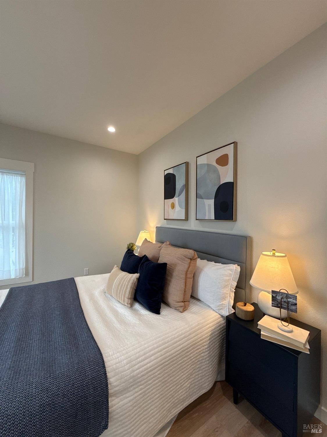 Detail Gallery Image 22 of 45 For 1008 Evans Ave, Napa,  CA 94559 - 4 Beds | 4/1 Baths