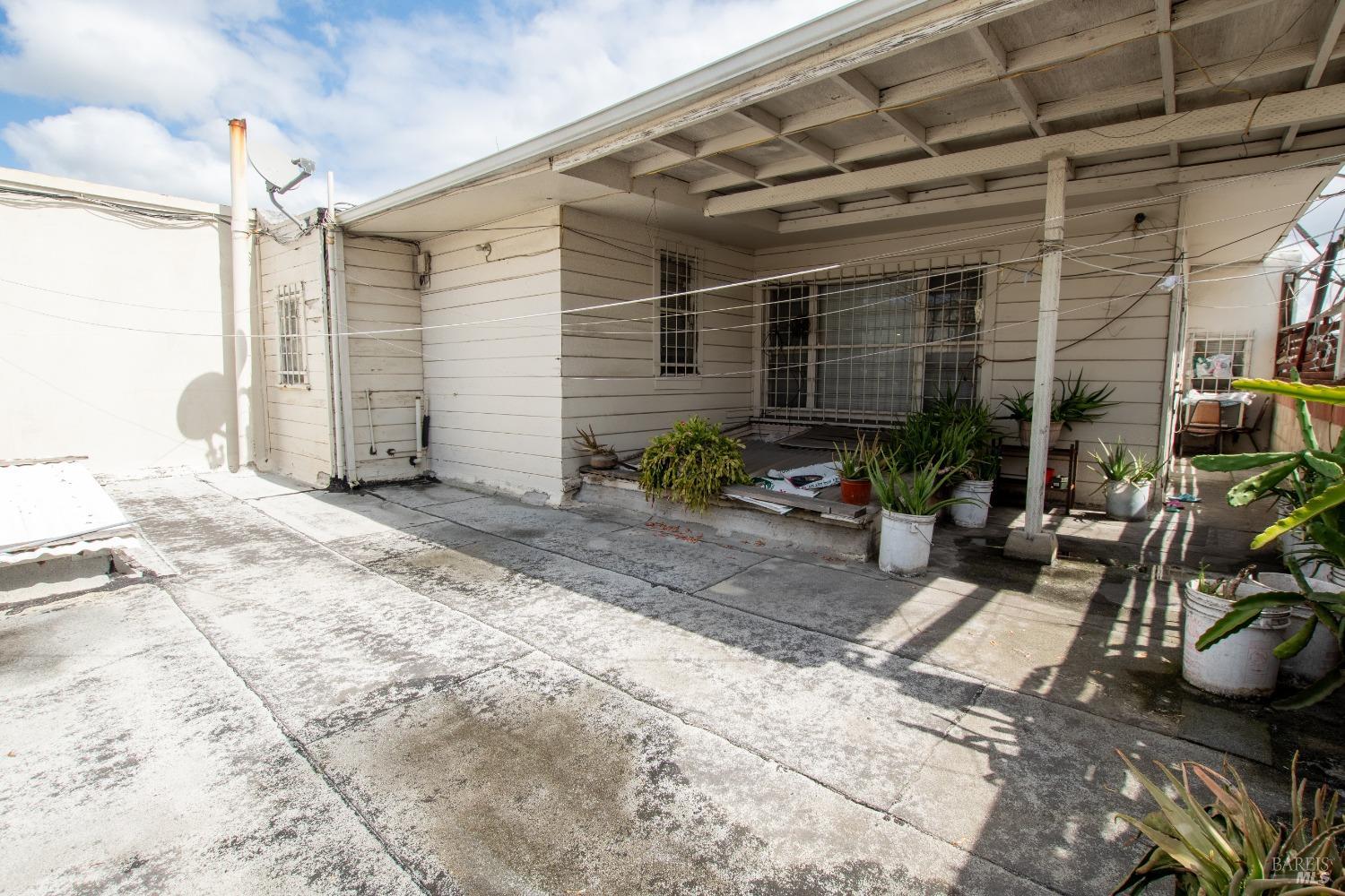 Detail Gallery Image 12 of 44 For 2811 Havenscourt Blvd, Oakland,  CA 94605 - – Beds | – Baths