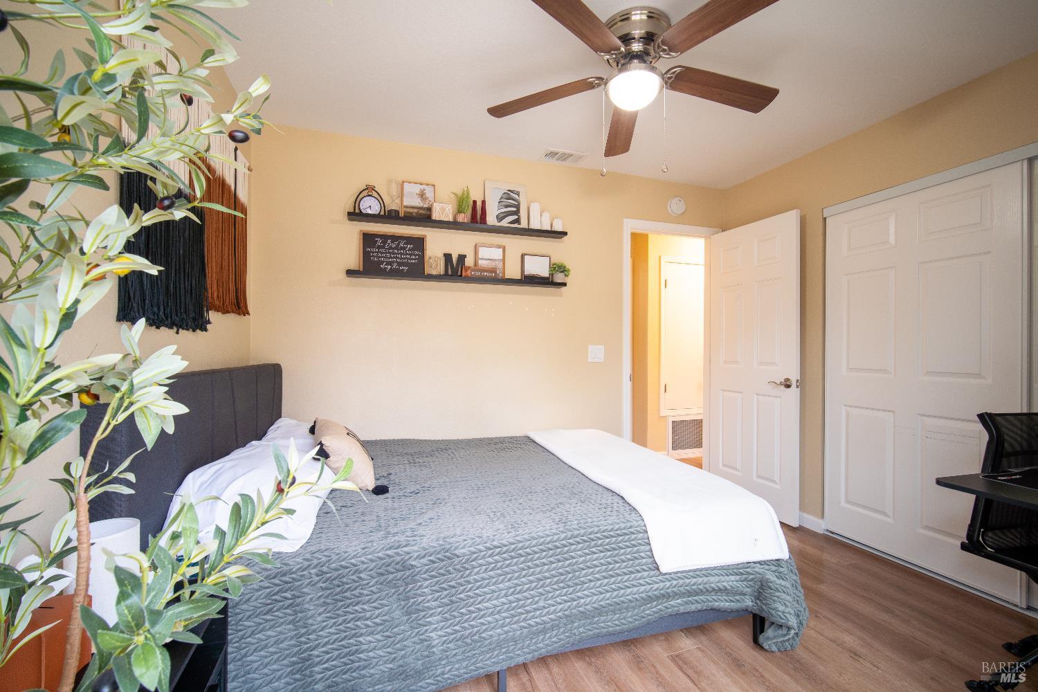 Detail Gallery Image 25 of 49 For 1243 Eleanor Ave, Rohnert Park,  CA 94928 - 3 Beds | 2 Baths