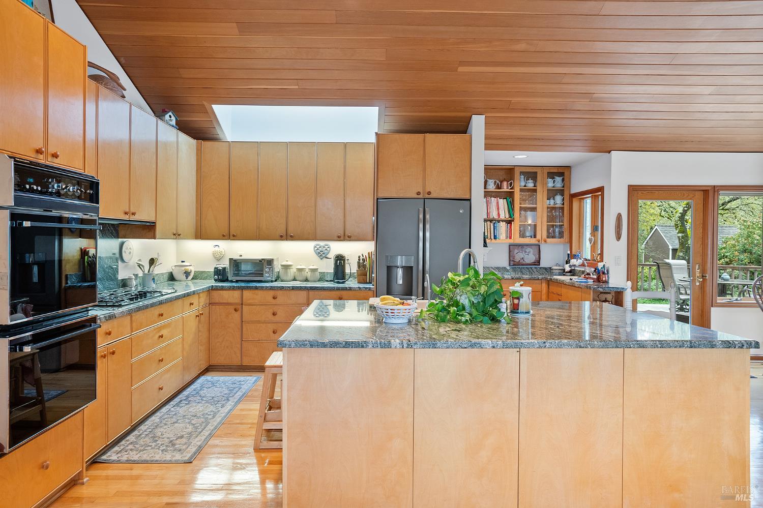 Detail Gallery Image 20 of 91 For 17650 High Rd, Sonoma,  CA 95476 - 3 Beds | 3/1 Baths