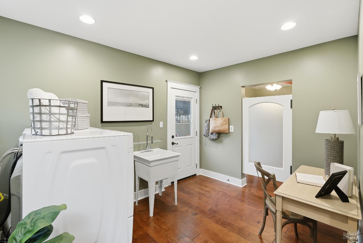 Detail Gallery Image 27 of 34 For 225 Berna Ave, Napa,  CA 94559 - 3 Beds | 2/1 Baths