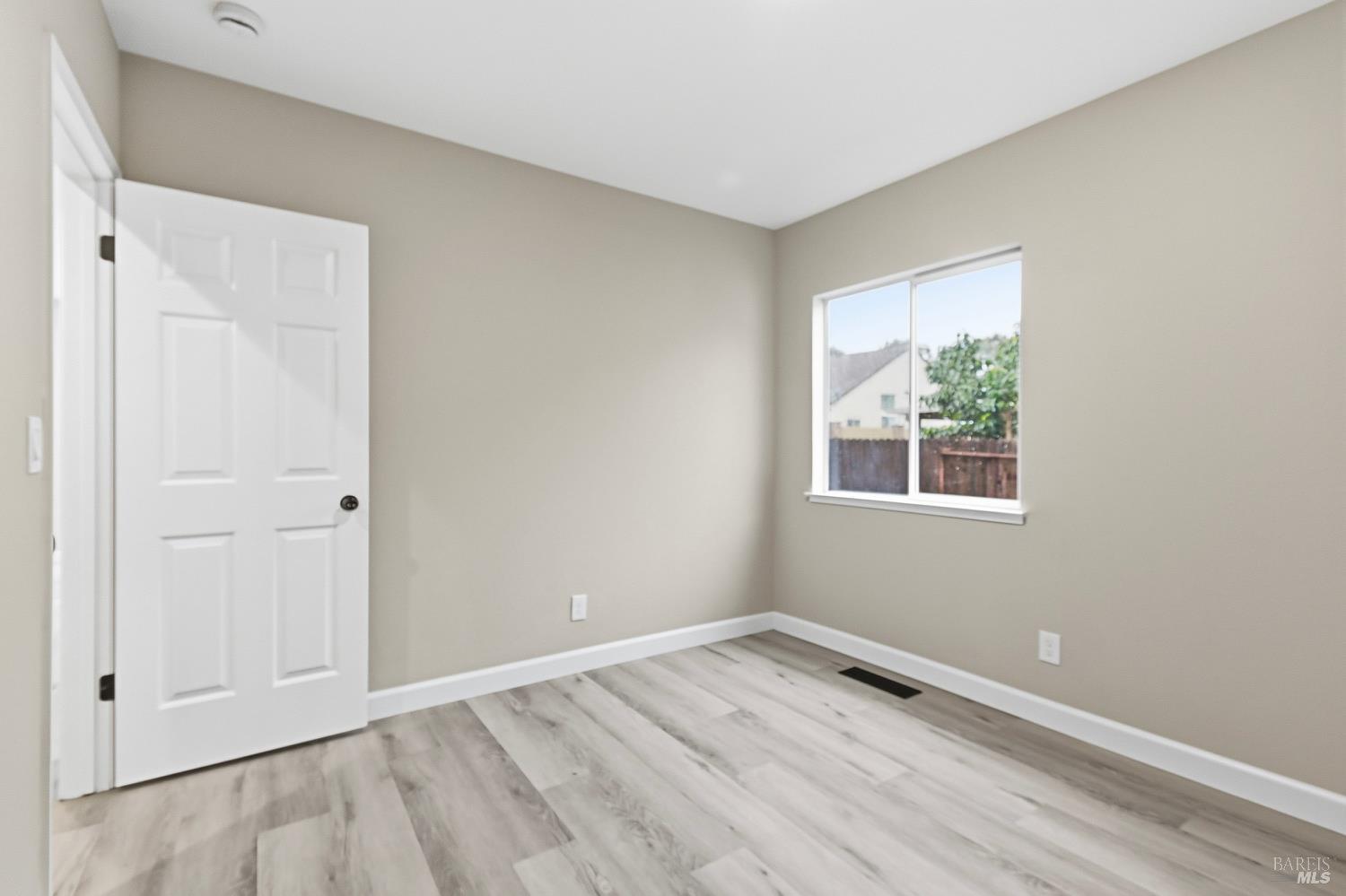 Detail Gallery Image 26 of 54 For 1121 Willow Ln, Fairfield,  CA 94533 - 4 Beds | 3 Baths