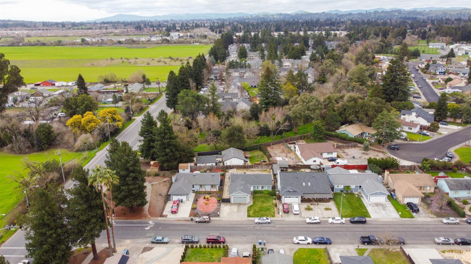 Detail Gallery Image 40 of 49 For 1243 Eleanor Ave, Rohnert Park,  CA 94928 - 3 Beds | 2 Baths