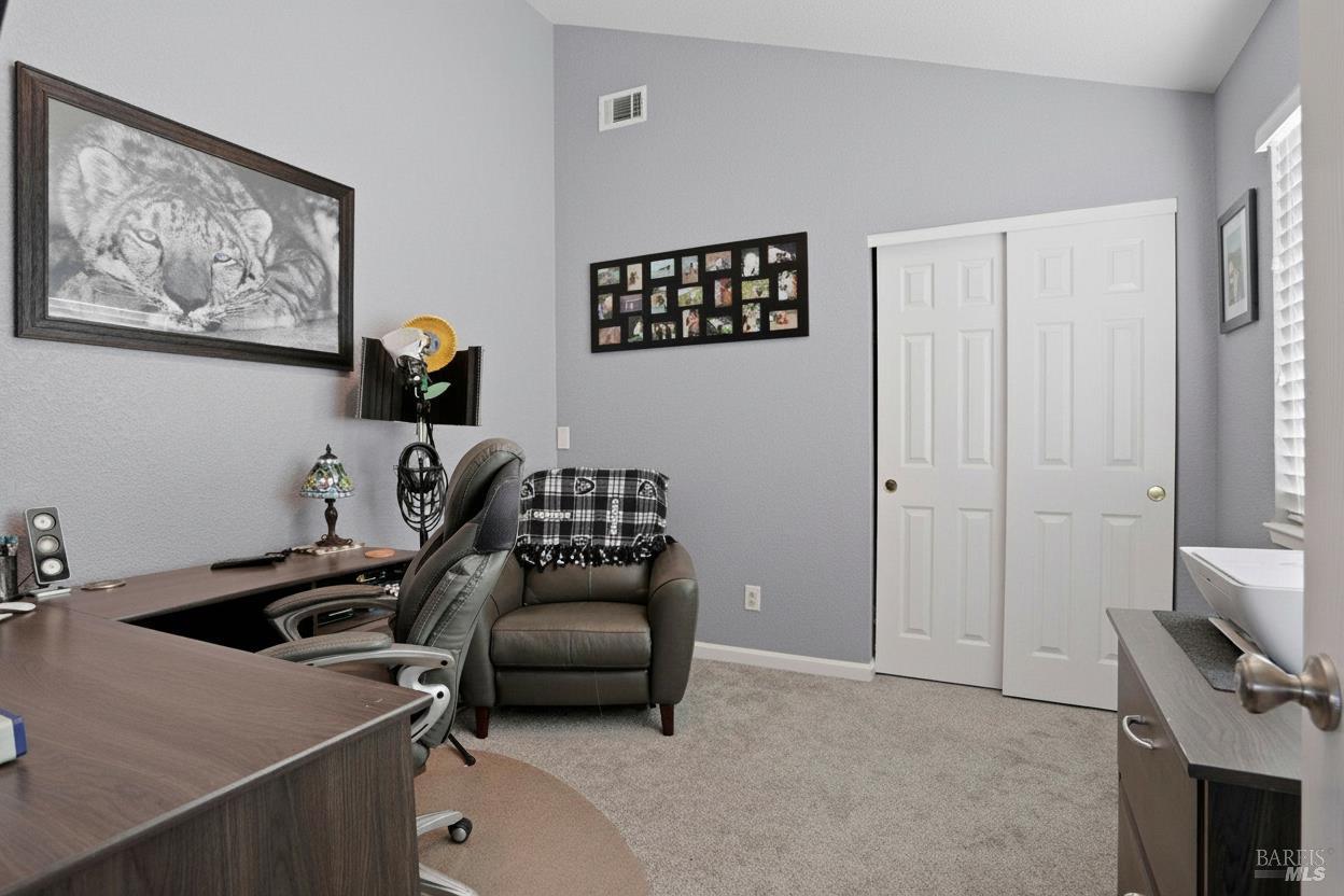 Detail Gallery Image 28 of 52 For 708 Owl Dr, Vacaville,  CA 95687 - 4 Beds | 3 Baths