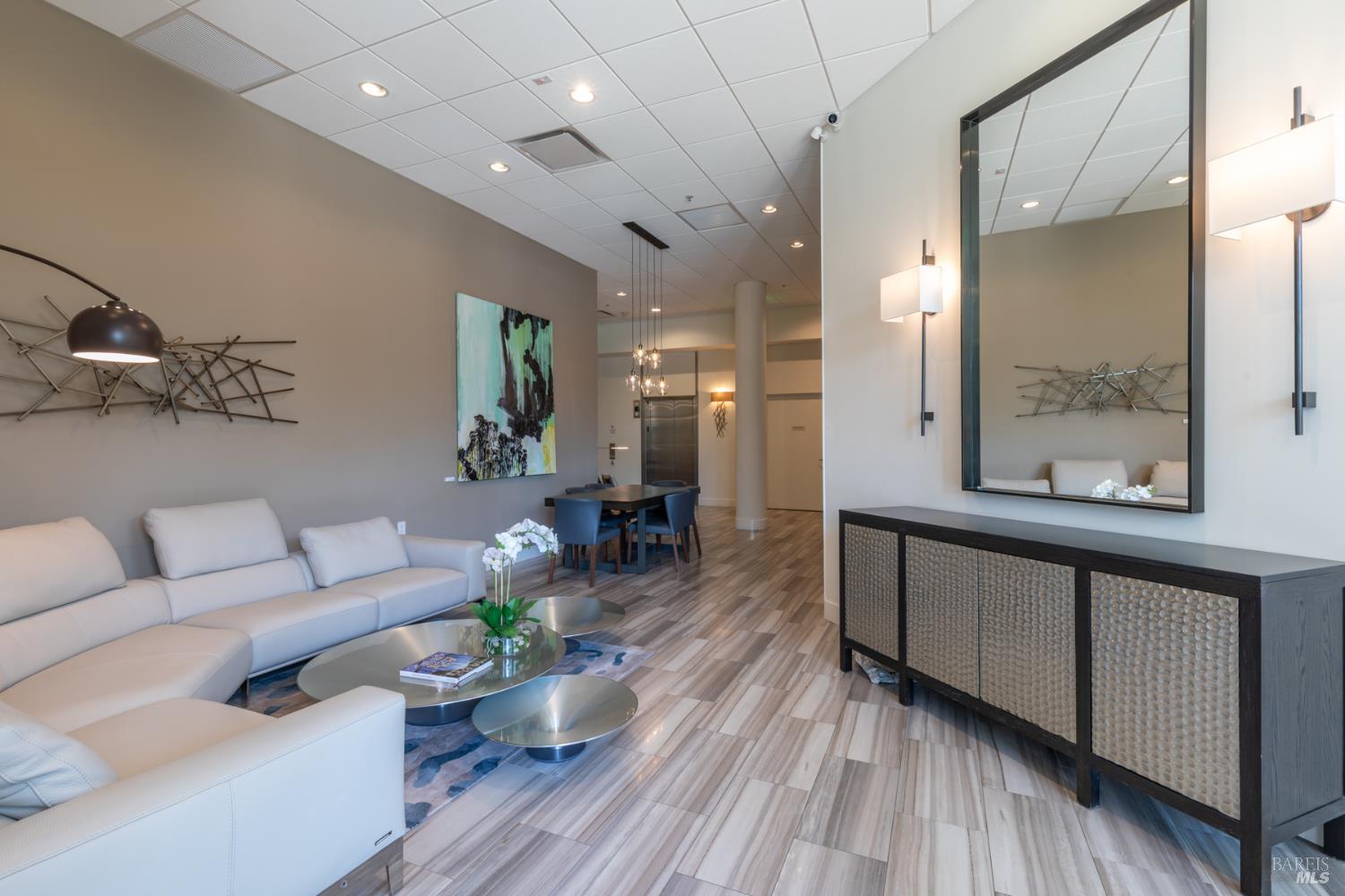 Detail Gallery Image 5 of 27 For 588 Main St #207,  Napa,  CA 94559 - 1 Beds | 1 Baths