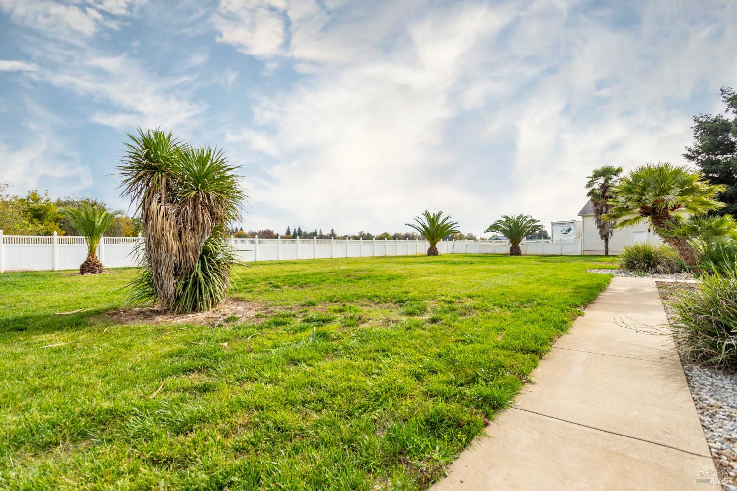 Detail Gallery Image 47 of 58 For 7605 Churn Creek Rd, Redding,  CA 96002 - 5 Beds | 2/1 Baths