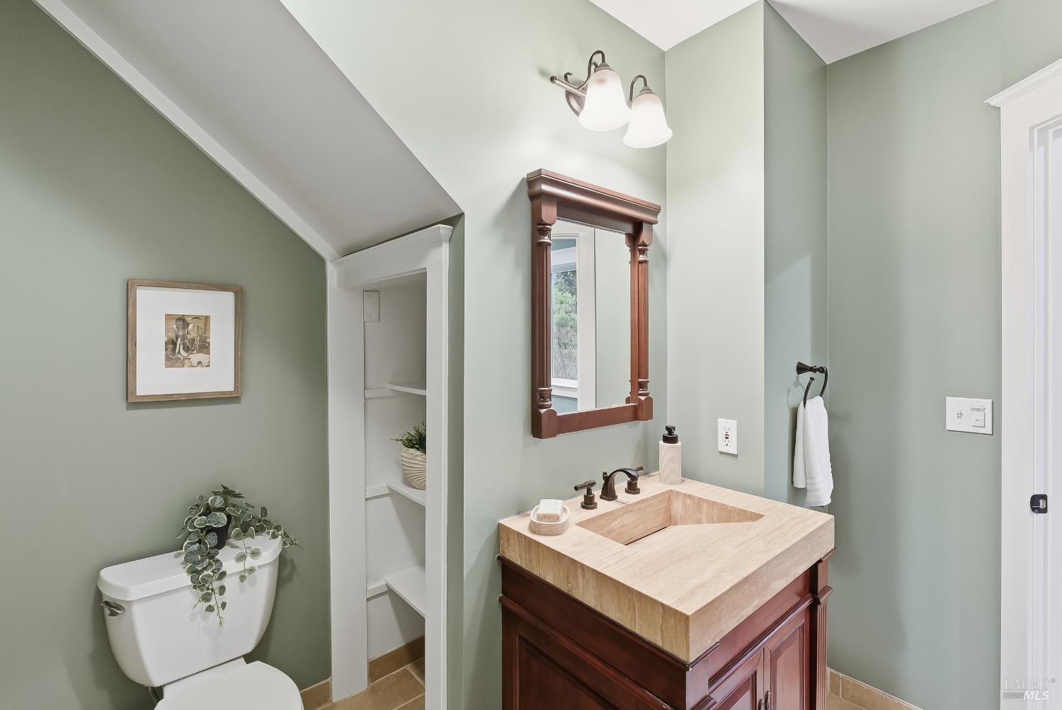 Detail Gallery Image 25 of 34 For 225 Berna Ave, Napa,  CA 94559 - 3 Beds | 2/1 Baths