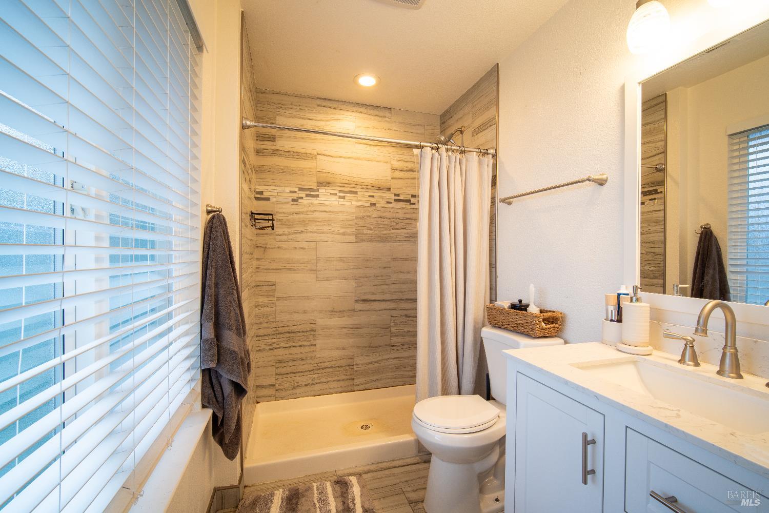 Detail Gallery Image 30 of 49 For 1243 Eleanor Ave, Rohnert Park,  CA 94928 - 3 Beds | 2 Baths