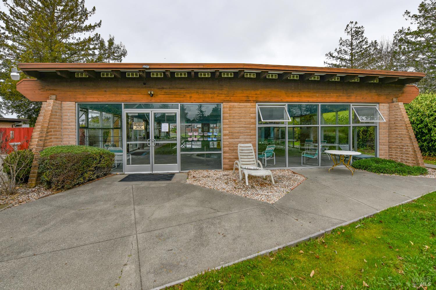 Detail Gallery Image 59 of 67 For 570 Sonoma Dr, Petaluma,  CA 94954 - 2 Beds | 2 Baths