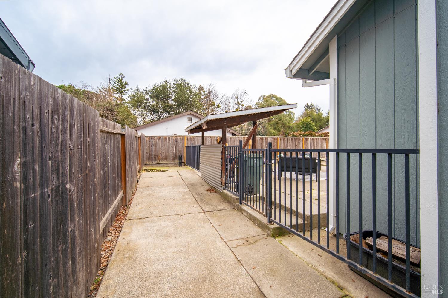 Detail Gallery Image 37 of 49 For 1243 Eleanor Ave, Rohnert Park,  CA 94928 - 3 Beds | 2 Baths