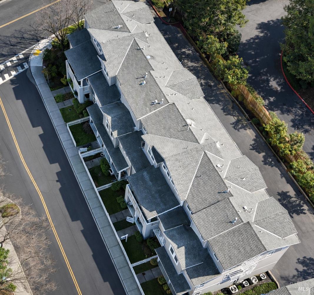 Detail Gallery Image 30 of 30 For 113 Firefly Ln, Napa,  CA 94558 - 3 Beds | 3/1 Baths