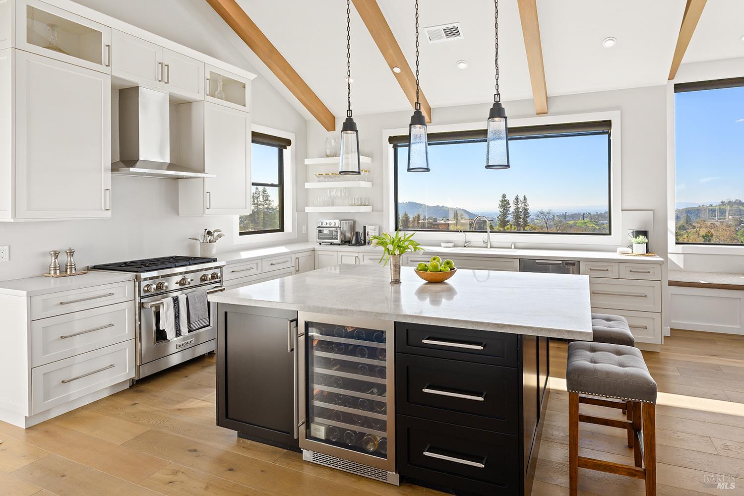 Detail Gallery Image 12 of 54 For 1750 Crystal Springs Ct, Santa Rosa,  CA 95404 - 3 Beds | 2 Baths