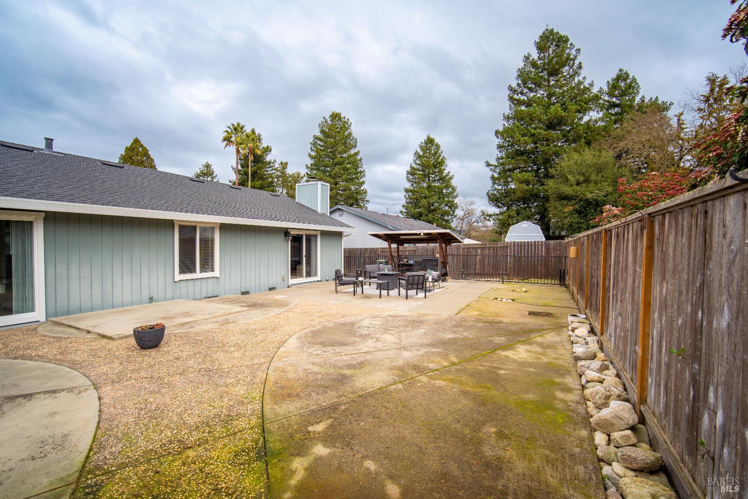 Detail Gallery Image 32 of 49 For 1243 Eleanor Ave, Rohnert Park,  CA 94928 - 3 Beds | 2 Baths