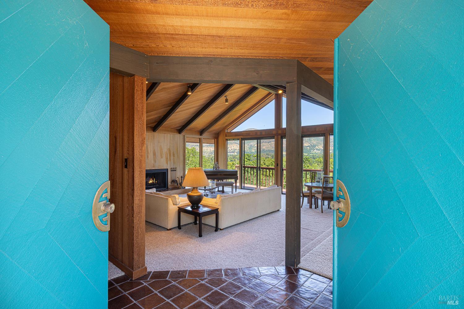 Detail Gallery Image 8 of 64 For 2231 1st Ave, Napa,  CA 94558 - 4 Beds | 3/1 Baths