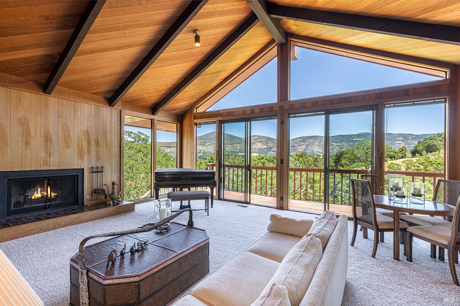 Detail Gallery Image 11 of 64 For 2231 1st Ave, Napa,  CA 94558 - 4 Beds | 3/1 Baths