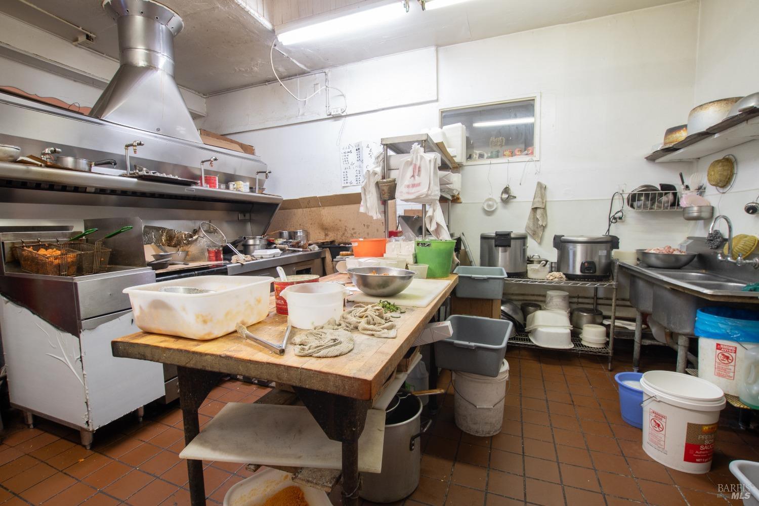 Detail Gallery Image 4 of 44 For 2811 Havenscourt Blvd, Oakland,  CA 94605 - – Beds | – Baths