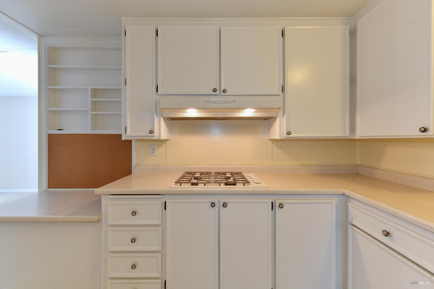 Detail Gallery Image 35 of 67 For 570 Sonoma Dr, Petaluma,  CA 94954 - 2 Beds | 2 Baths