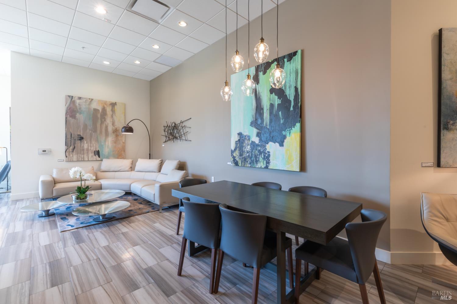 Detail Gallery Image 6 of 27 For 588 Main St #207,  Napa,  CA 94559 - 1 Beds | 1 Baths