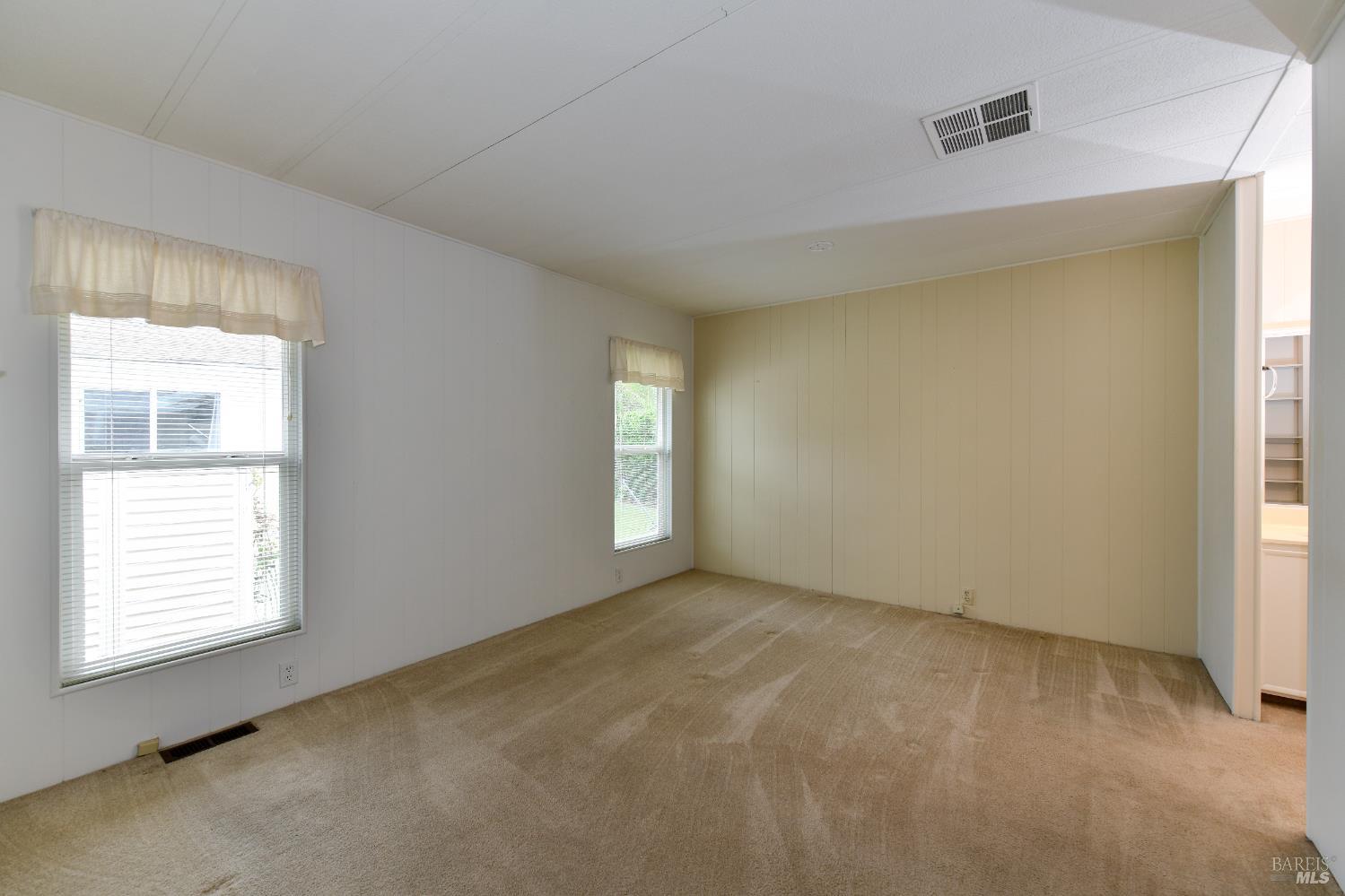 Detail Gallery Image 23 of 67 For 570 Sonoma Dr, Petaluma,  CA 94954 - 2 Beds | 2 Baths