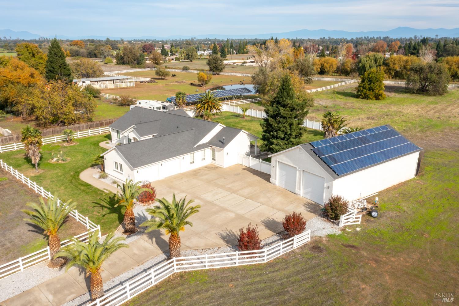 Detail Gallery Image 2 of 58 For 7605 Churn Creek Rd, Redding,  CA 96002 - 5 Beds | 2/1 Baths