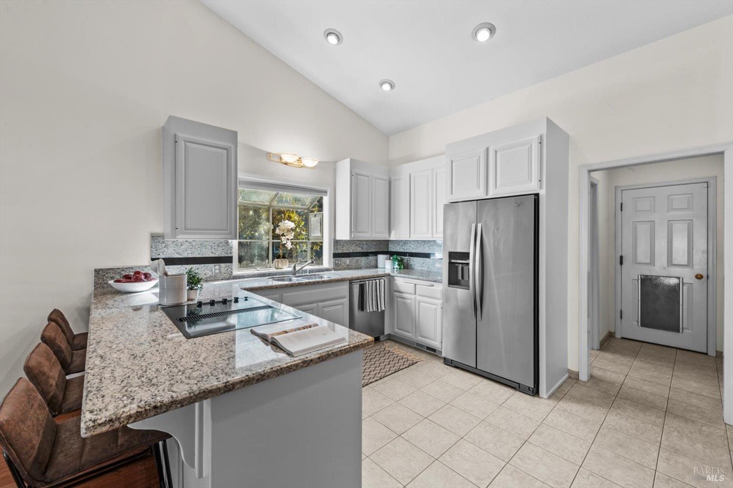 Detail Gallery Image 22 of 44 For 2004 Oak Cir, Yountville,  CA 94599 - 3 Beds | 2 Baths