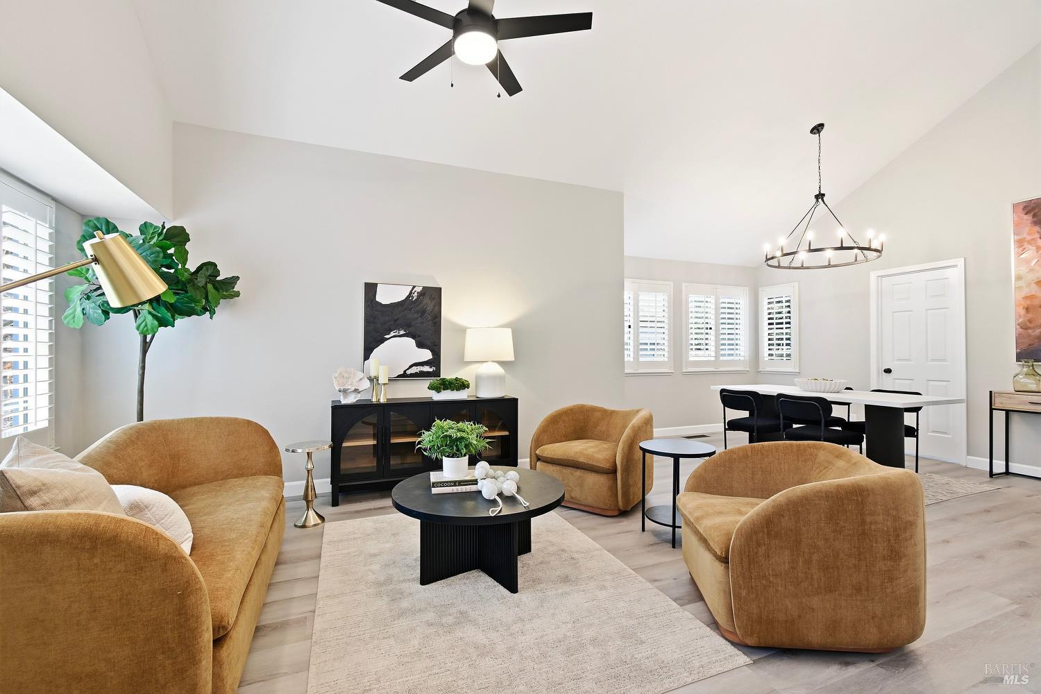 Detail Gallery Image 6 of 54 For 1121 Willow Ln, Fairfield,  CA 94533 - 4 Beds | 3 Baths