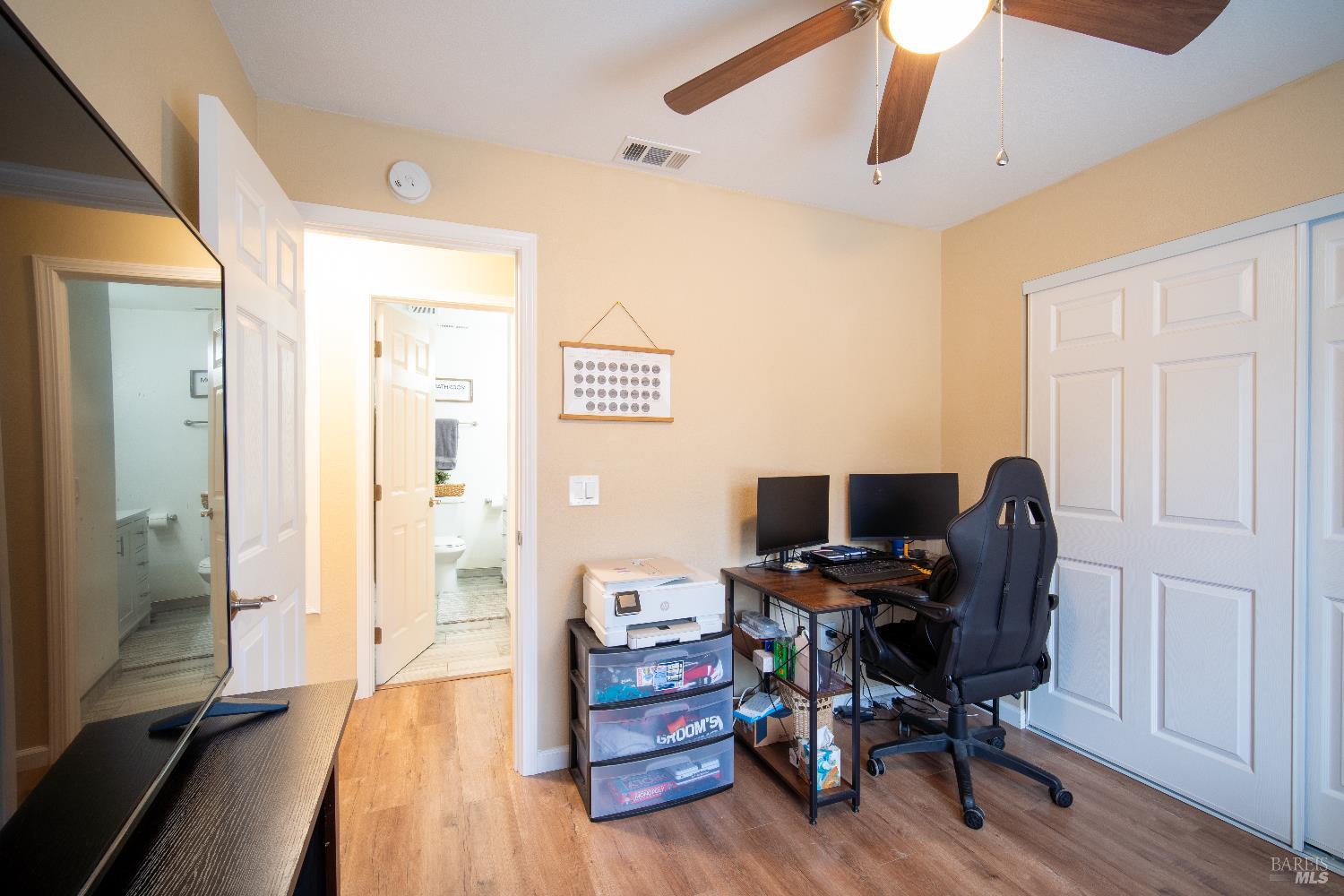 Detail Gallery Image 23 of 49 For 1243 Eleanor Ave, Rohnert Park,  CA 94928 - 3 Beds | 2 Baths