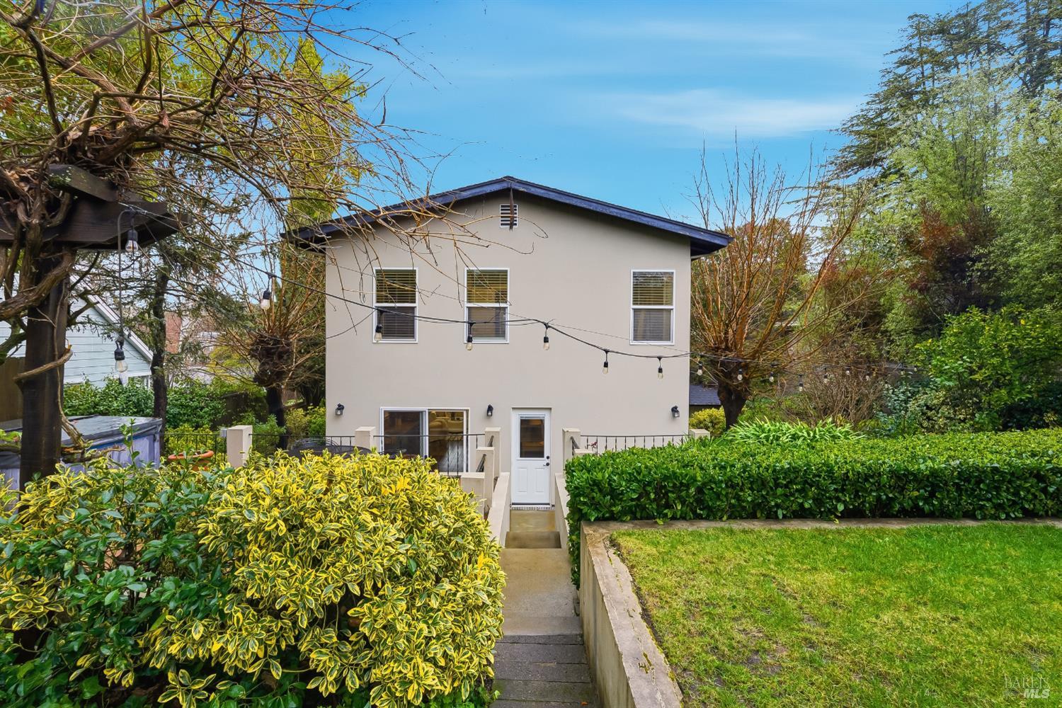 Detail Gallery Image 29 of 34 For 225 Berna Ave, Napa,  CA 94559 - 3 Beds | 2/1 Baths