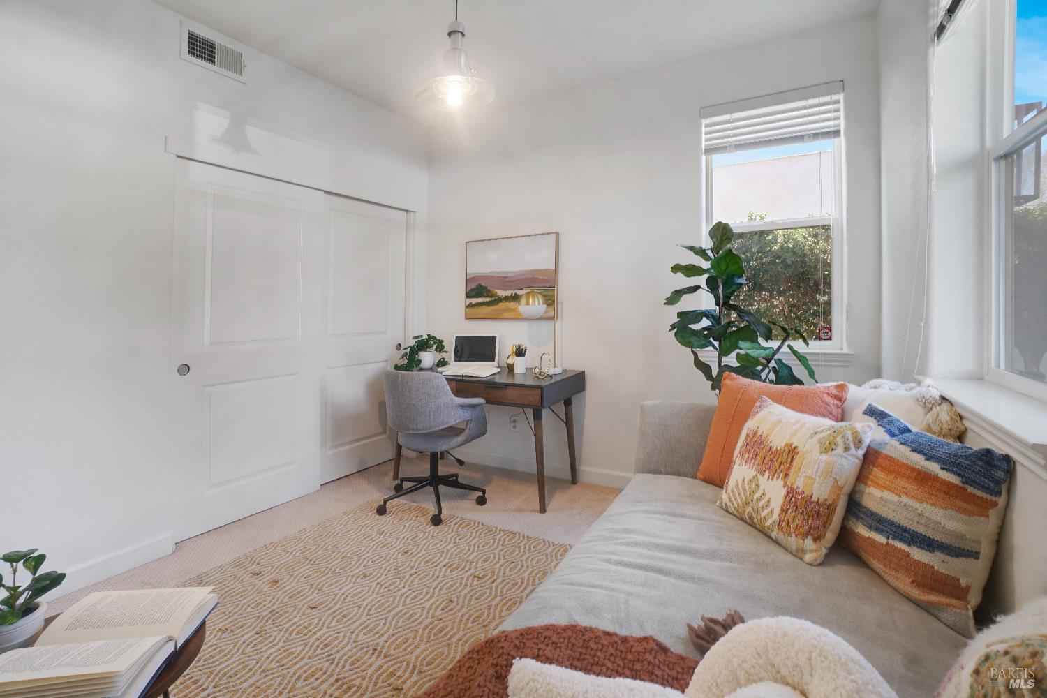 Detail Gallery Image 23 of 30 For 113 Firefly Ln, Napa,  CA 94558 - 3 Beds | 3/1 Baths